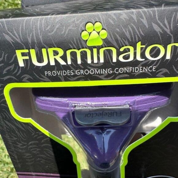 FURminator deShedding Tool for Cats, Medium & Large, Long Hair Pet Brush - Picture 3 of 4